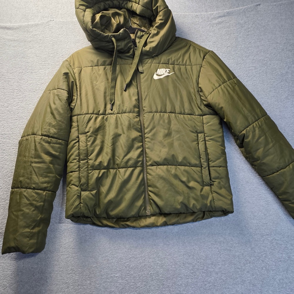 Nike Reversible Puffer Jacket Womens Medium Olive Green Hooded Cropped Swoosh